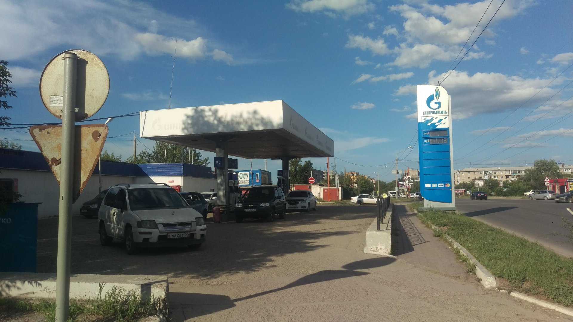 Улица 60 лет октября красноярск. АЗС 060 Газпромнефть. Газпромнефть Новосибирск АЗС 171. 209 АЗС Газпромнефть. Газпромнефть Красноярск 60 лет октября.